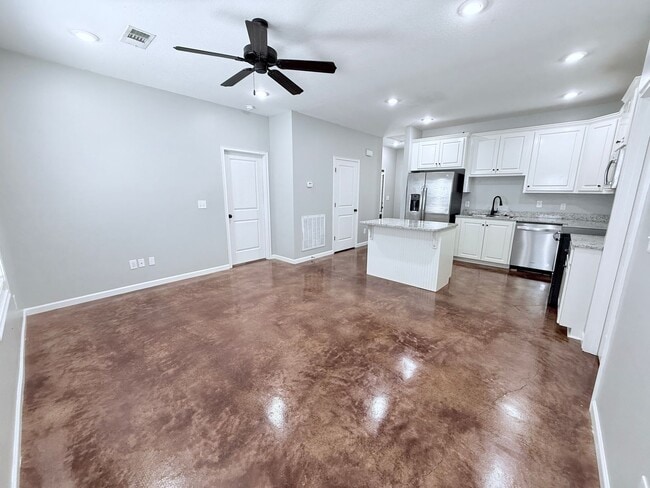 Photo - 101 Private Rd 4017