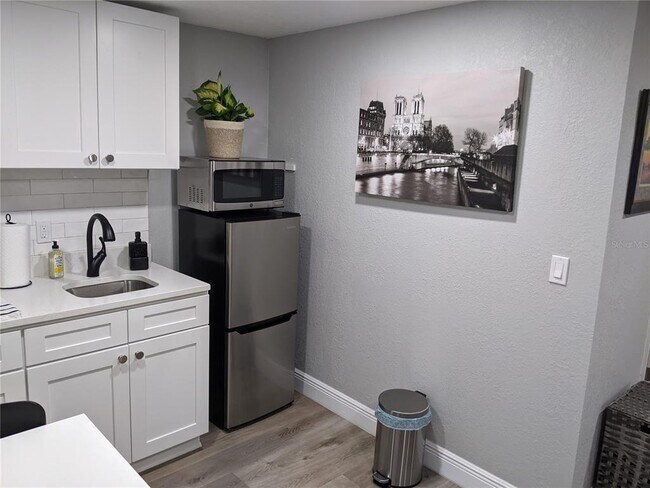 Photo - 4538 W Minnehaha St