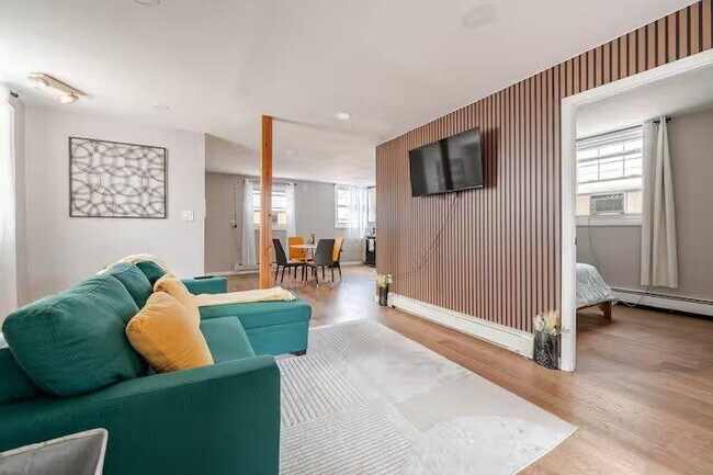 Photo - 6119 Jefferson St Unit 3