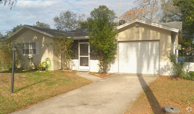 Building Photo - 8523 Chinaberry Dr Rental