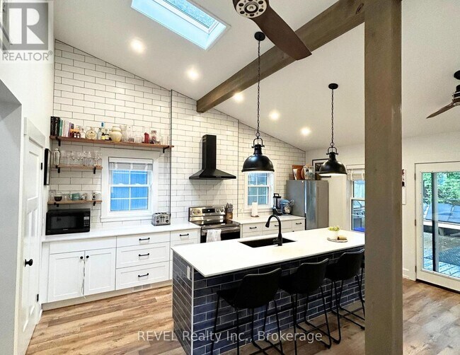 Photo - 399 Elmwood Ave