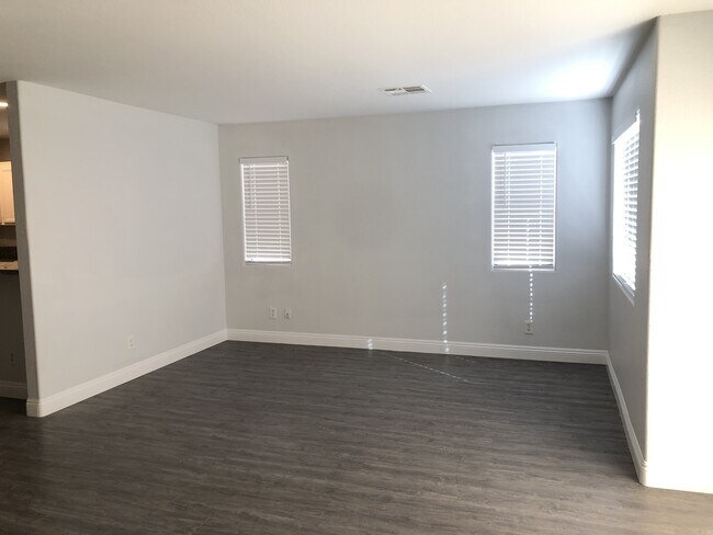 Photo - 5723 Ritter Ln