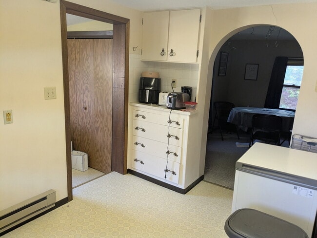 120 N Arch St Unit 2