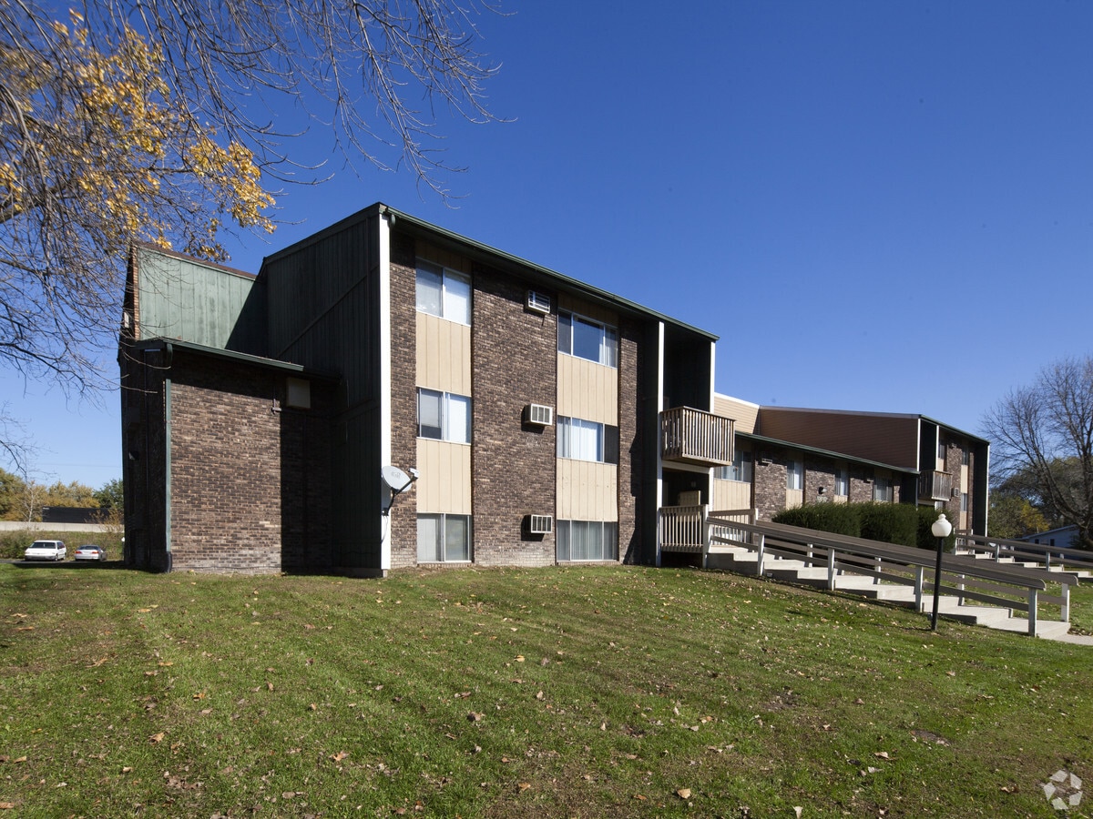 Meridian Apartments - Meridian Apartments