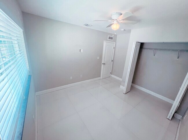 Photo - 2852 SW 36th Ave