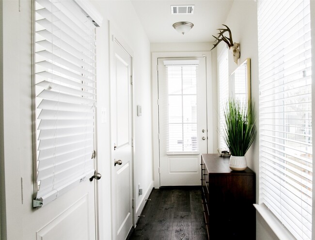 Photo - 5203 Burress Springs Ln