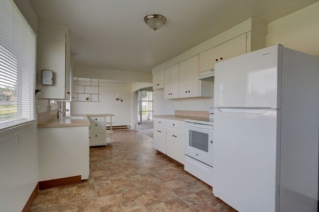 Photo - Single Family 2 bedroom 1 Bath Home