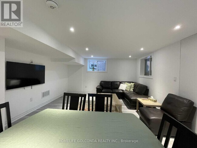 Photo - 66 Antique Dr