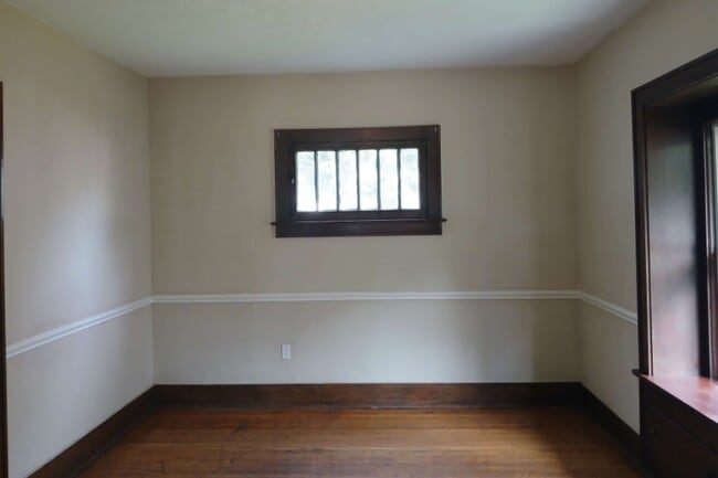 Photo - 1085 Delia Ave