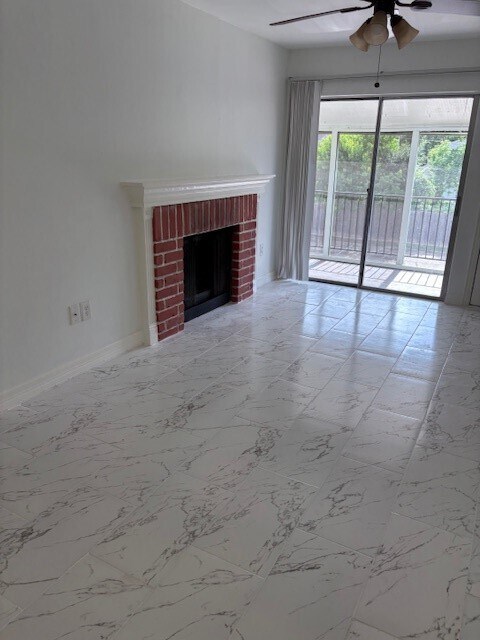 Building Photo - 714 Memorial Mews St Unit D Rental