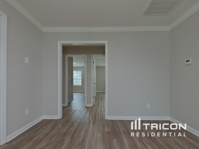 Photo - 543 Connecticut Ave