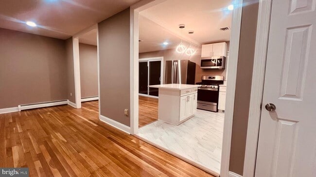 Photo - 14303 Chesterfield Dr