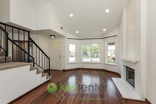 Photo - 3 BEDROOM ELEGANCE IN MISSION VIEJO'S PRESTIGIOUS CALIFORNIA COLONY