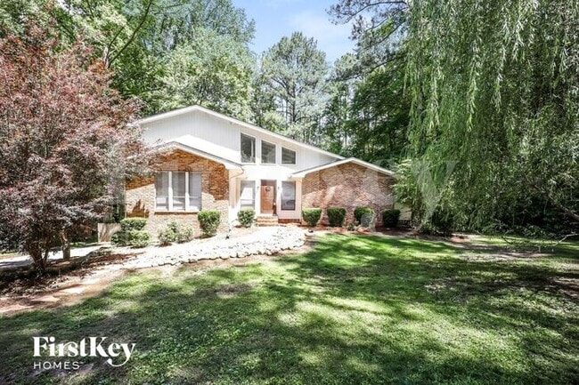 Building Photo - 815 San Remo Ct