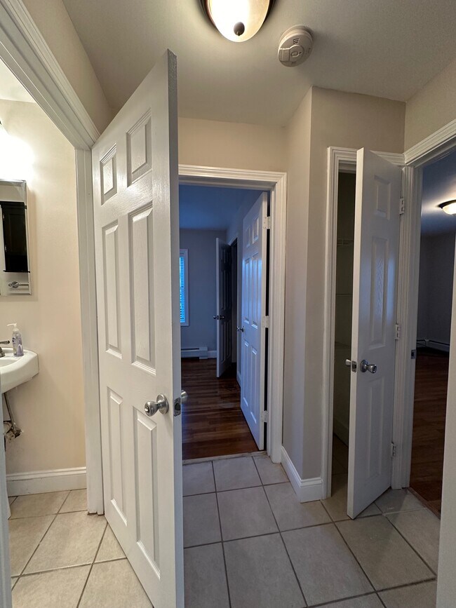 324 Central Ave House House Rental in New Bedford, MA