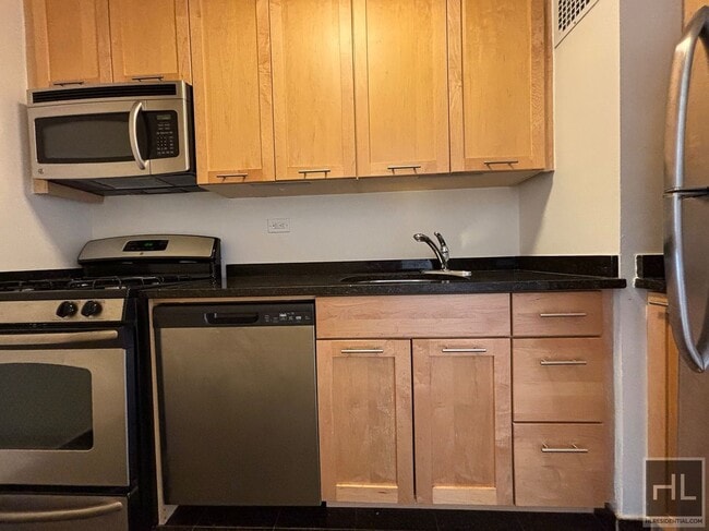 Photo - EAST 49 STREET Unit 8H