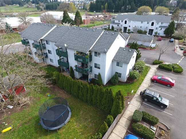 Photo - Cascade Village Apartments