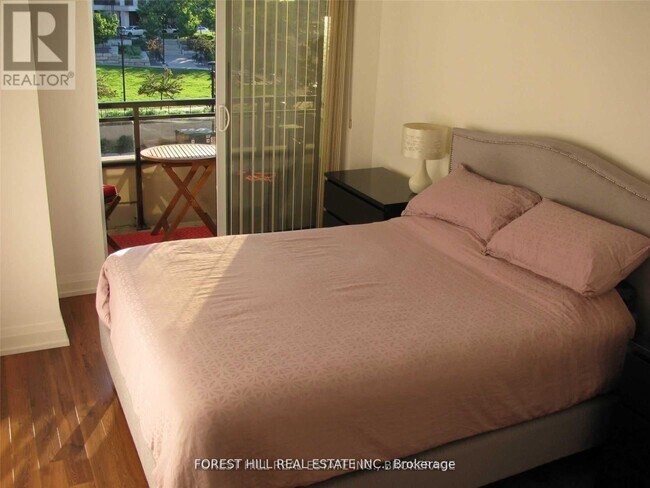 Photo - 1 De Boers Dr Unit 316