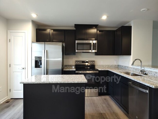 Photo - 6619 Addax Wy