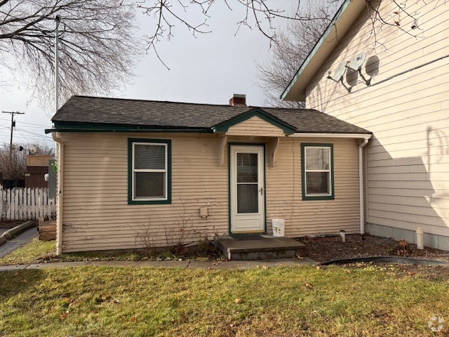 Building Photo - 1717 S 13th St W Rental