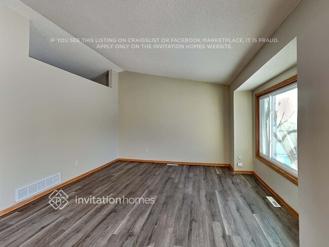 Photo - 6125 175th St W