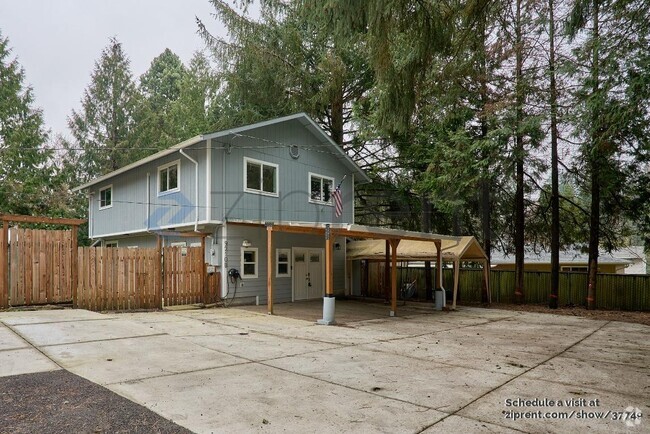 Building Photo - 9210 SW 28th Ave Rental