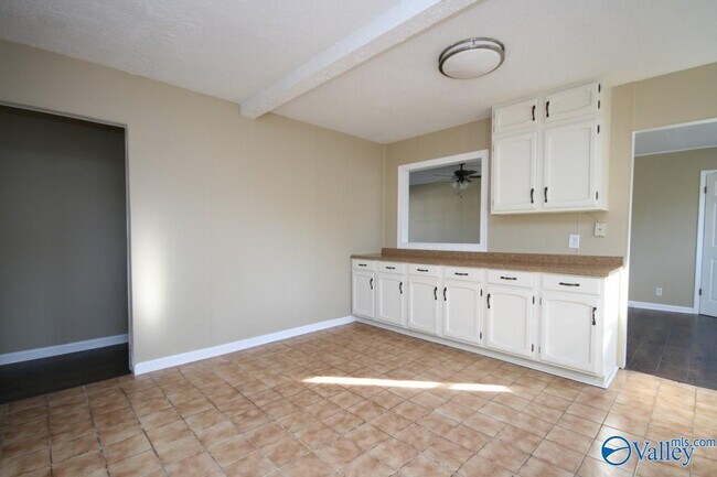 Photo - 4015 Apollo Dr SW