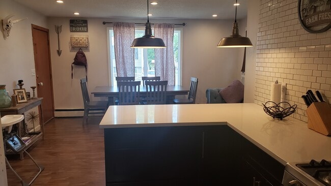 Photo - 126 Prentice Ave Unit Floor