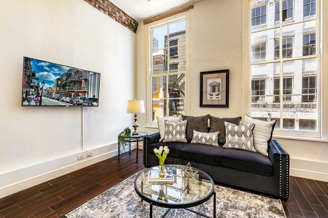 Photo - 210 Decatur St Unidad 210 Decatur #401