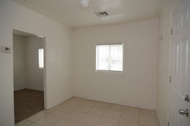 Photo - Charming 1 Bedroom 1 Bath Duplex! Great Central Tucson Location!