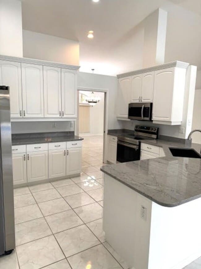 Photo - 106 Pepper Tree Cres