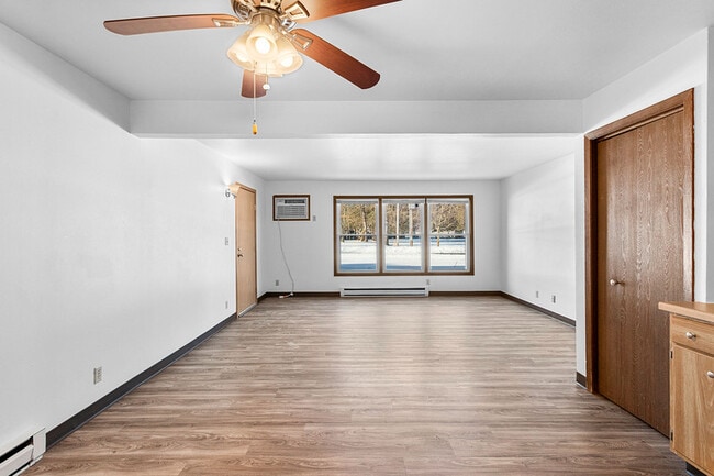 Woodfield Circle Apartments
