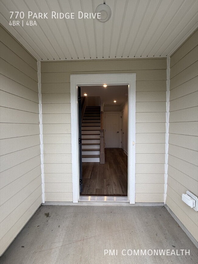 Photo - 770 Park Ridge Dr