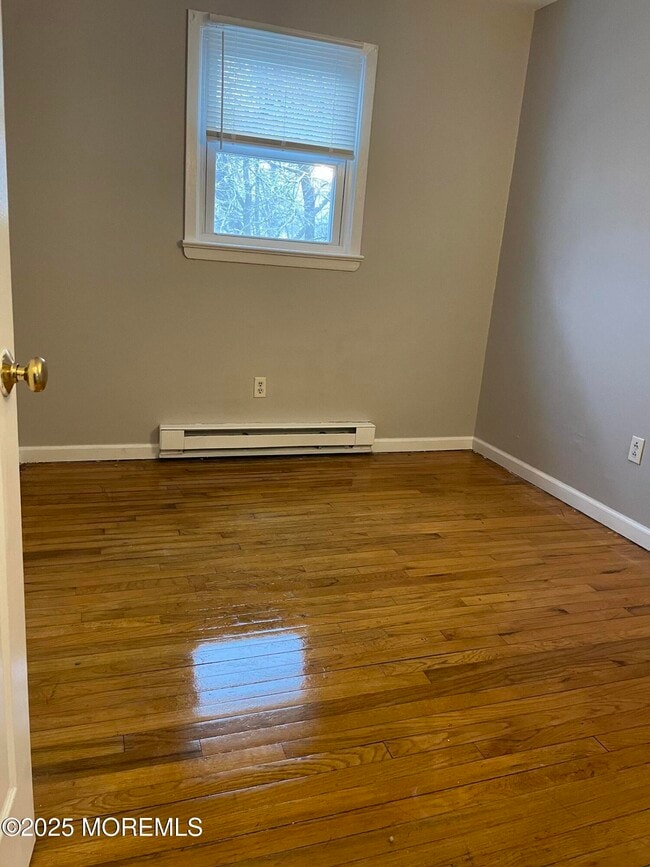 Photo - 159 Port Monmouth Rd Unit 2