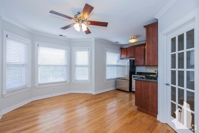 Building Photo - beautifully rehabbed 2 bedroom apartment w... Unit 3N