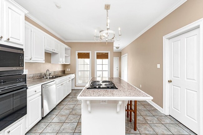 Photo - 3 Bedroom Townhome | Gated Community| Community Pool