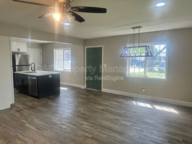 Photo - 5625 E Bellaire Way