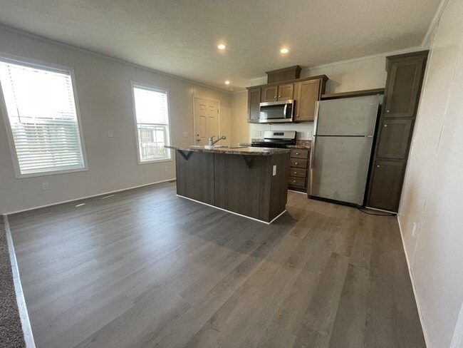 Photo - 15835 Marentette Dr