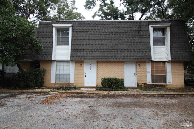 Building Photo - 3685 E Olive Rd Rental