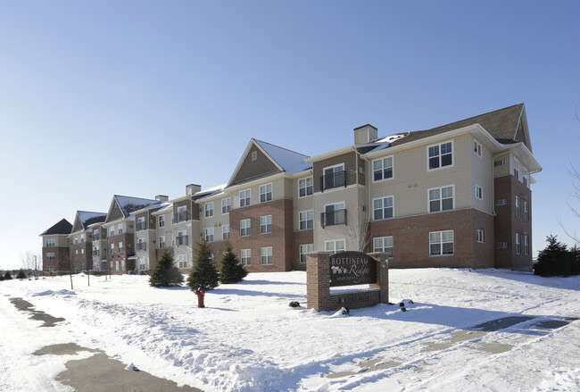 Bottineau Ridge - Bottineau Ridge Apartments