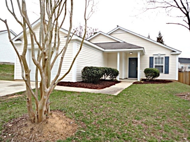 Building Photo - 4705 Silverdene St Rental