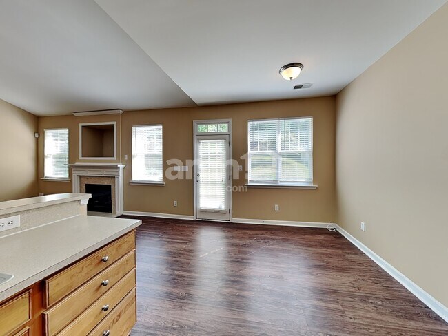 Photo - 10426 Carver Falls Rd