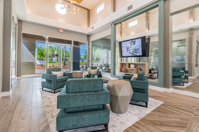 THE PARQ AT CROSS CREEK