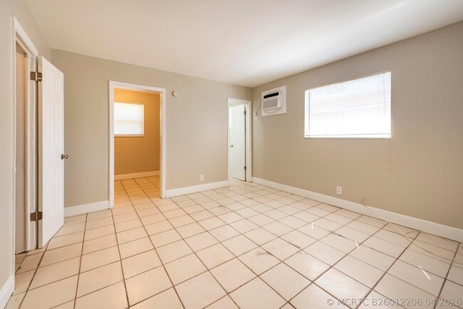 Photo - 1108 NW 5th Ave Unit 2