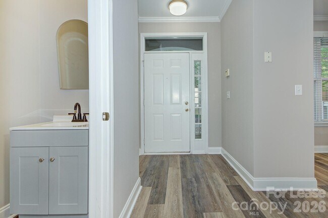 Photo - 210 S Cedar St