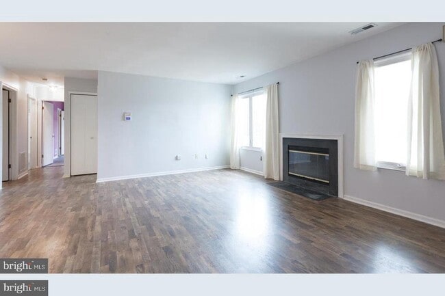 5 Michele Ct