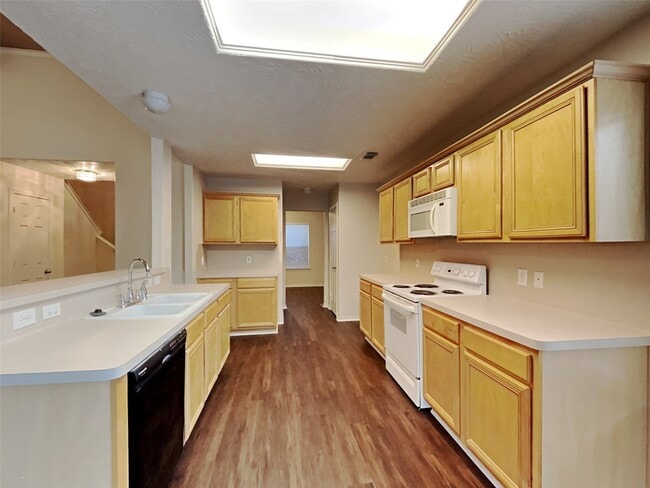 Photo - 7015 Atasca Creek Dr