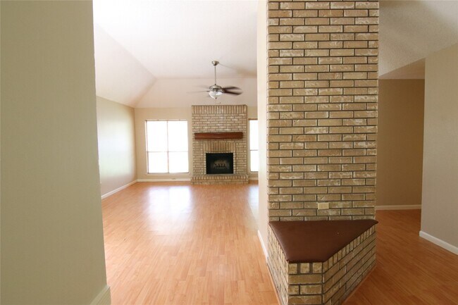 Photo - 3118 Settlers Way Blvd