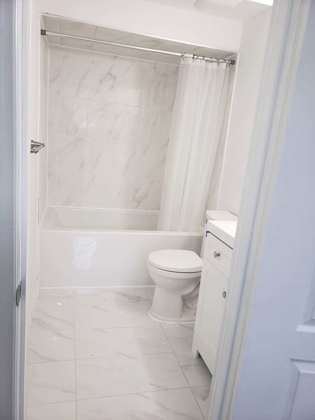 Photo - 20 Juniper Cres