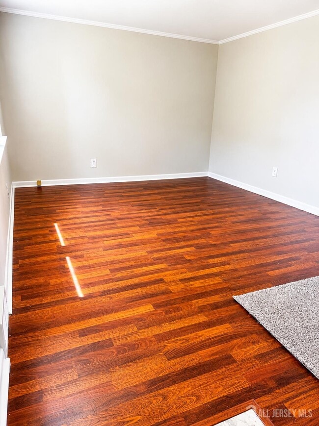 Photo - 163 Rose St